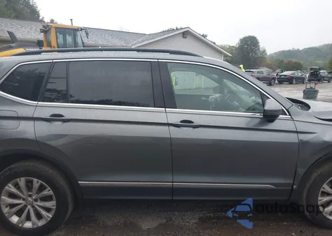 2018 Volkswagen Tiguan 2.0T Se/2.0T Sel z USA, uszkodzony, nr VIN 3VV2B7AX1JM106853